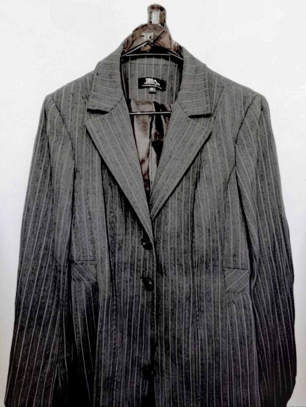 Black Pinstripe Women's 2piece Suit Sz 8